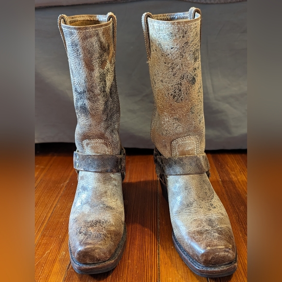 Distressed Frye Harness Boot sz 7 - Picture 3 of 7